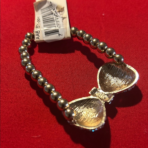 Fresh Silver Crystal Bow Bracelet - Picture 2 of 4